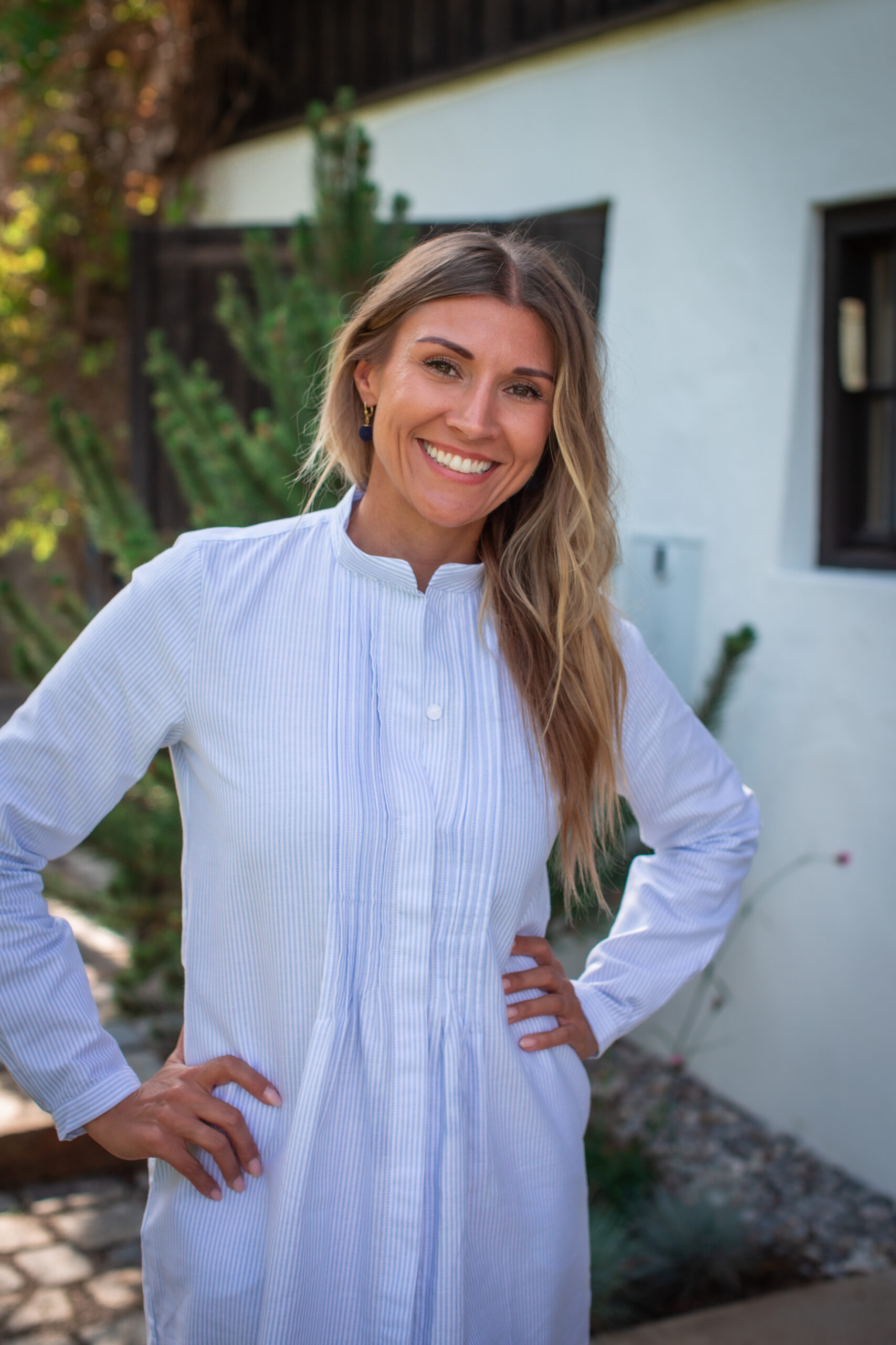 Blusenkleid mit Biesen Schwesternstreifen FL02K Blusenkleid mit Biesen