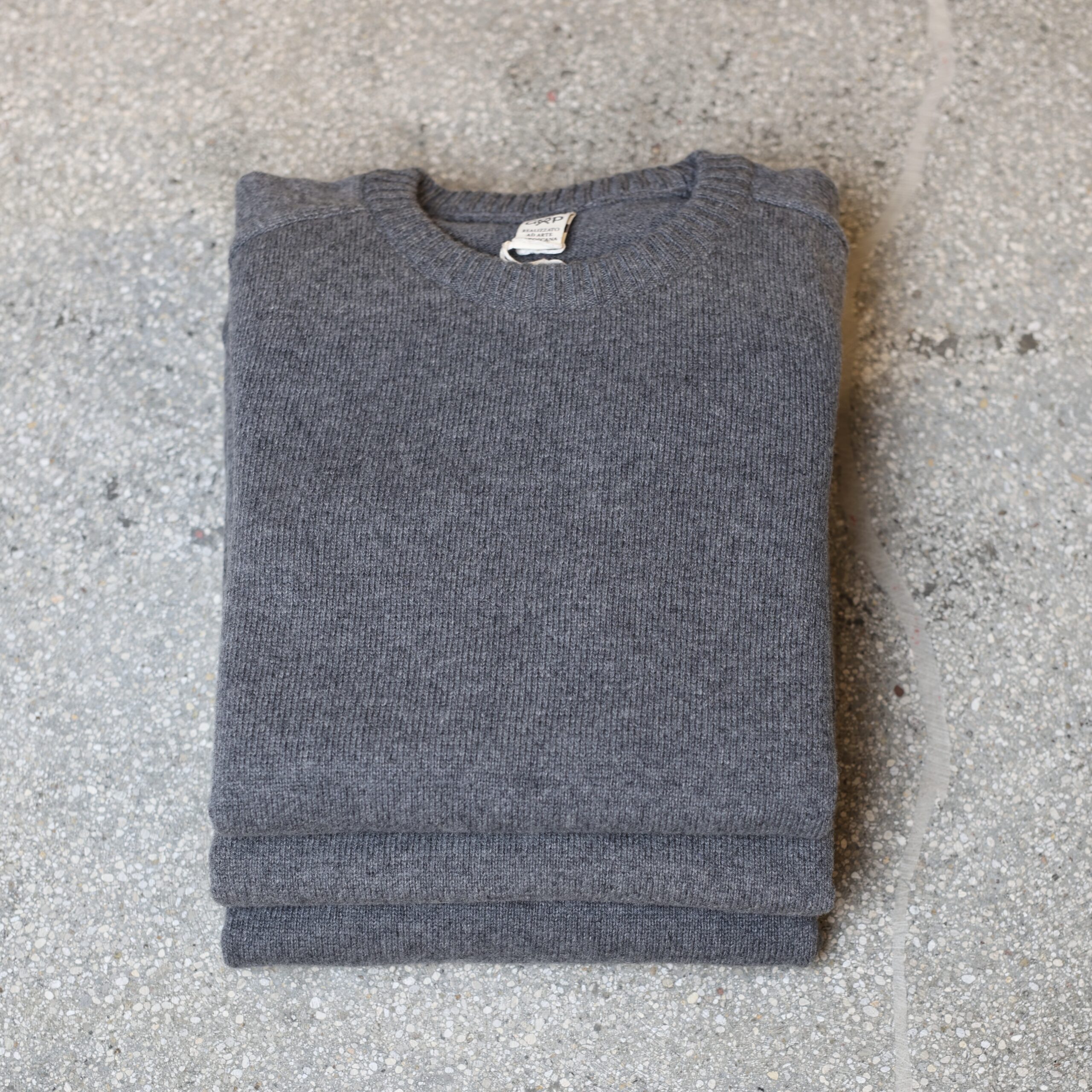 MAGLIFICIOGRPSaddle7Grey