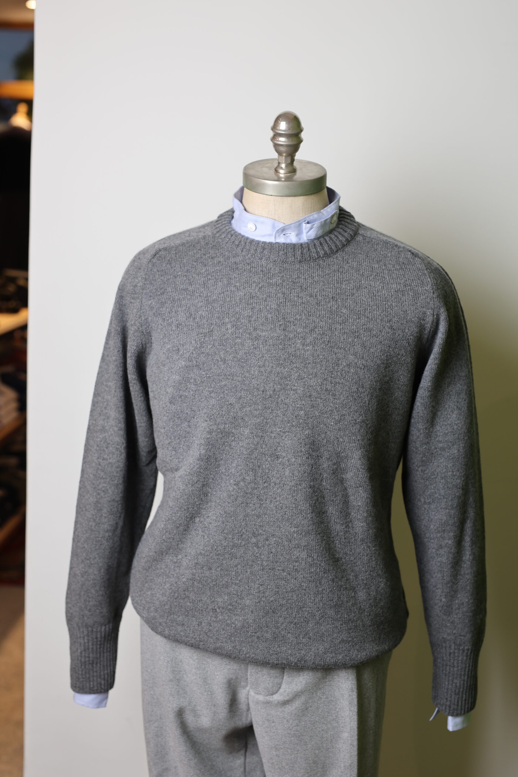 MAGLIFICIOGRPSaddle7Grey2