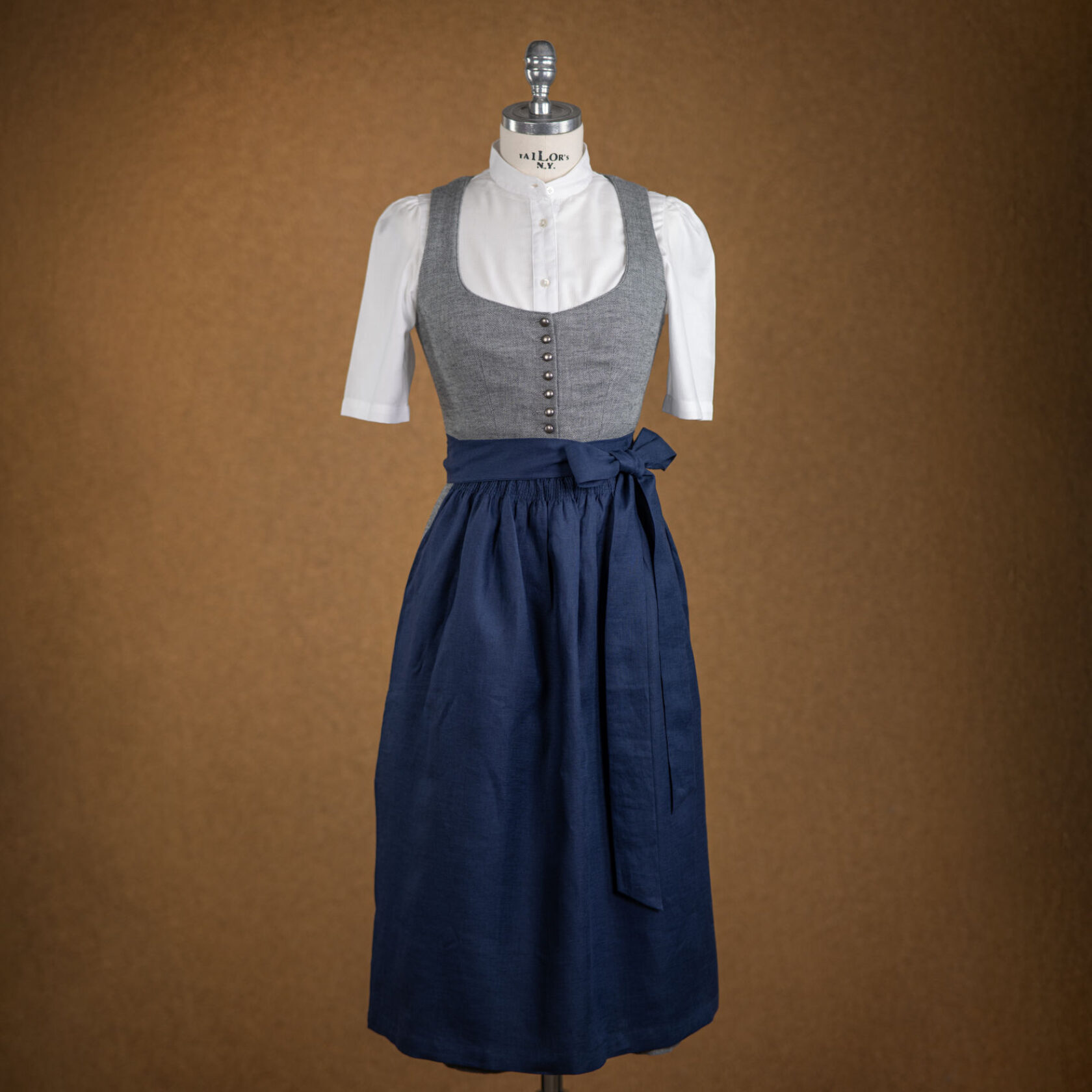 Dirndlschuerze dunkelblau