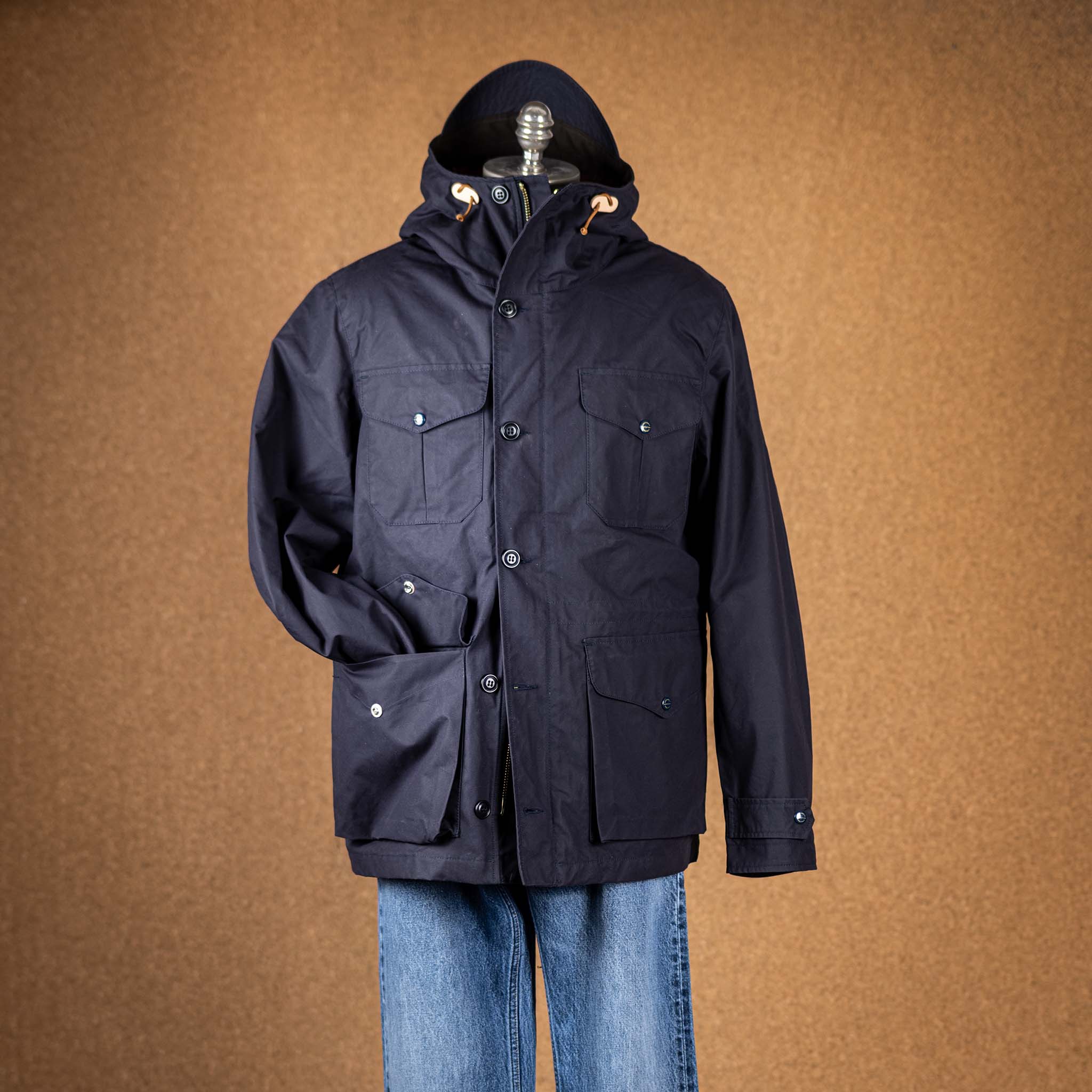 Hund-sans-scho-Ceccarelli-dunkelblau