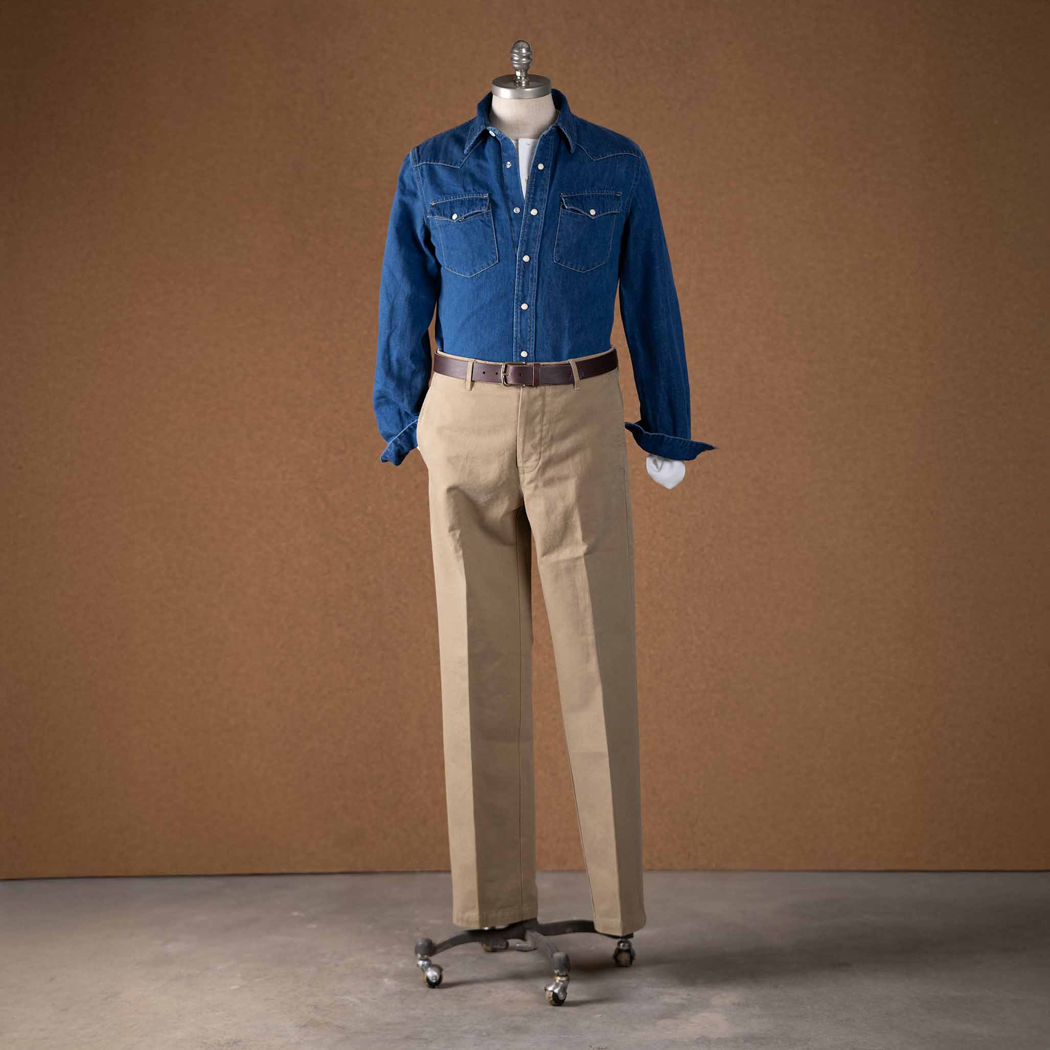 Hund-Sans-Scho-Chino_Jeanshemd-4882-Bearbeitet