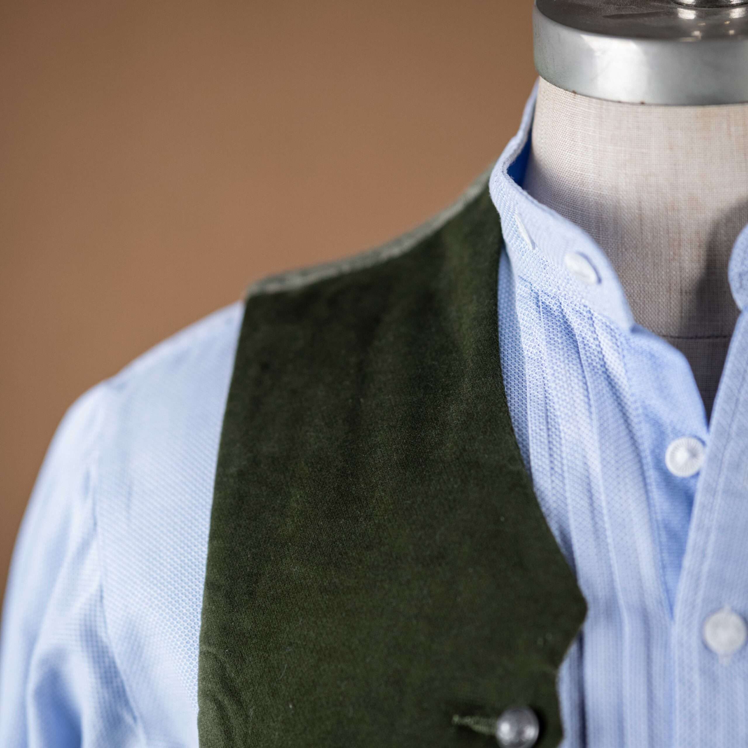 TrachtenwesteDunkelgrünHundSansScho3